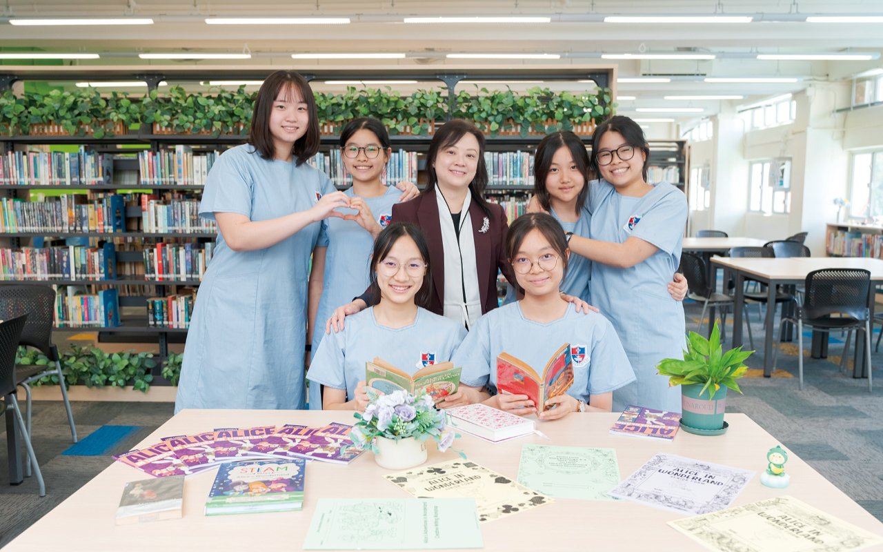 The school has always attached great importance to the holistic development of students. In recent years, it has made greater efforts to promote interdisciplinary courses and experiential learning for students.