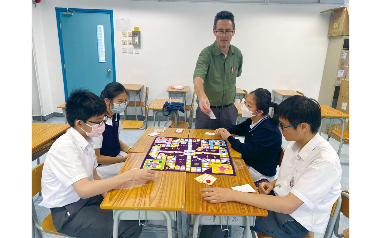 School-based teaching materials are specially designed according to students’ level
