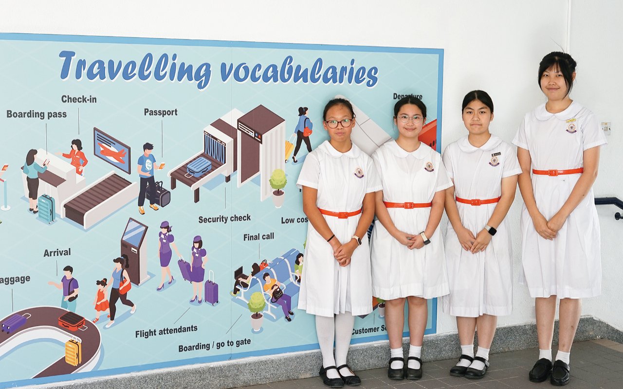 The school arranges diversified learning experiences to make English learning more interesting