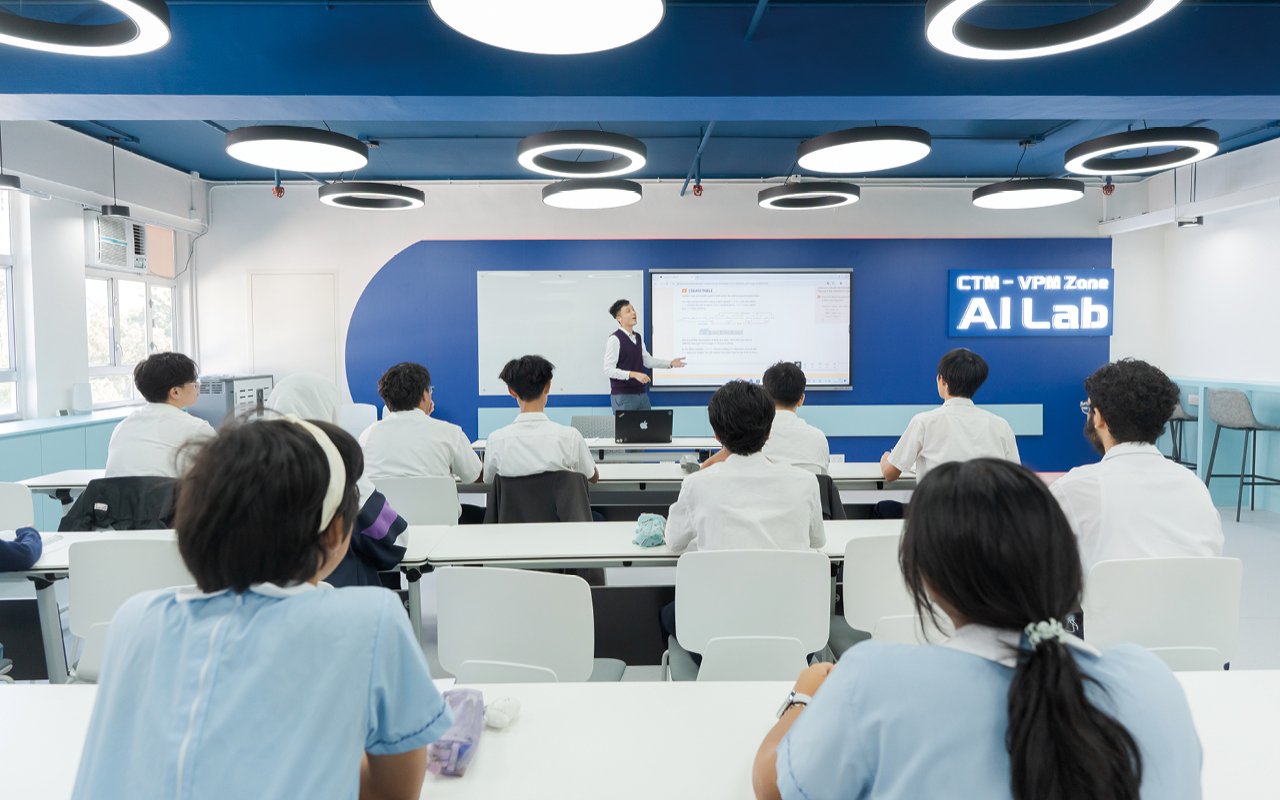 Students are constantly influenced by "English environment education" during class