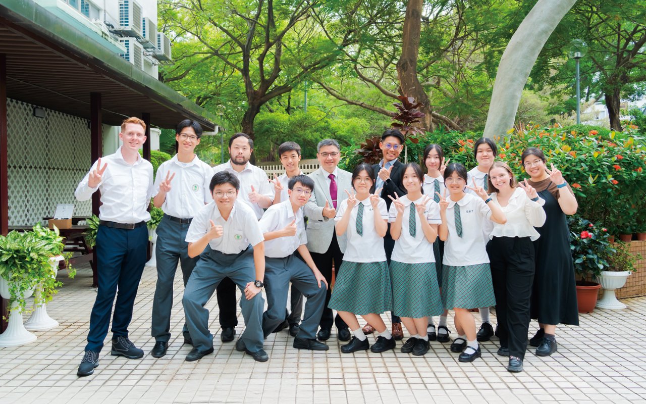 Carmel Bunnan Tong Memorial Secondary School’s English courses are student-oriented and committed to creating a strong English learning atmosphere