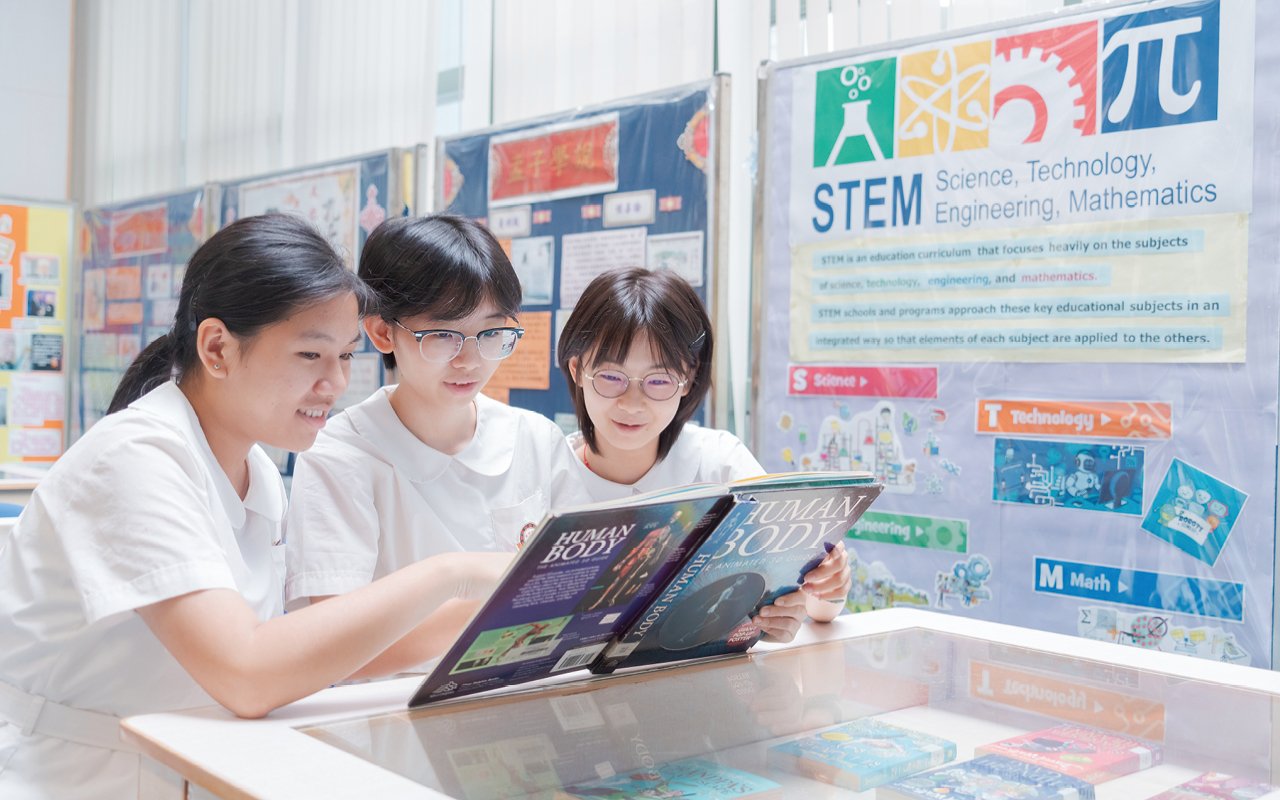 Let them build their ability to learn independently while absorbing knowledge