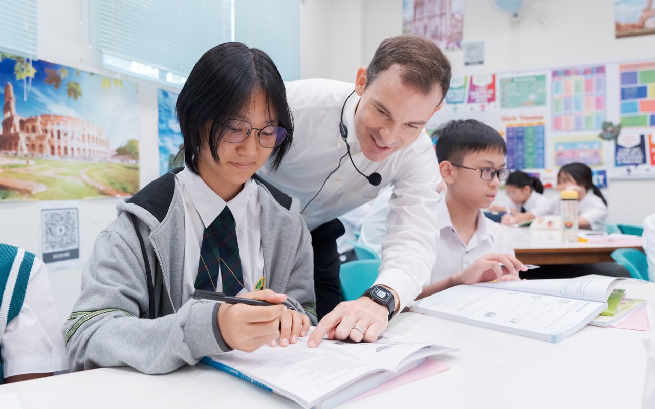 Starting from high school, the school begins to help students obtain more qualifications