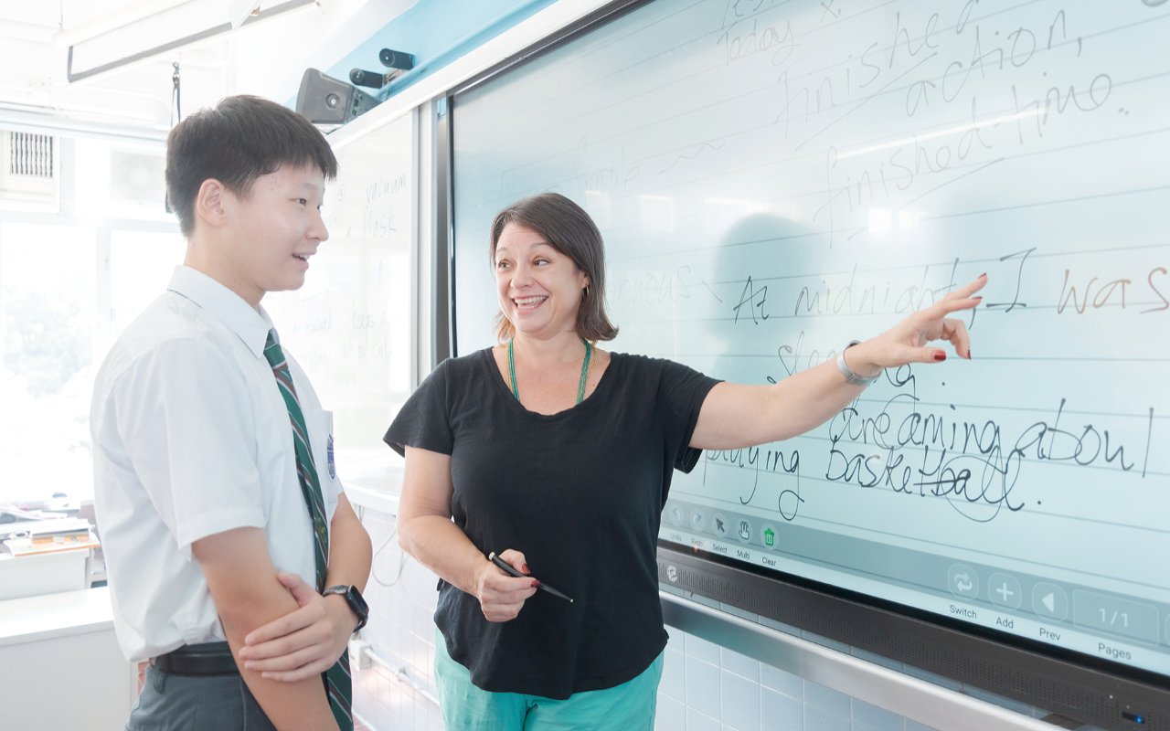 Through all-round support, students can solidify their English foundation