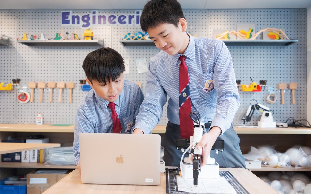 Allow students to increase their English vocabulary related to various subjects