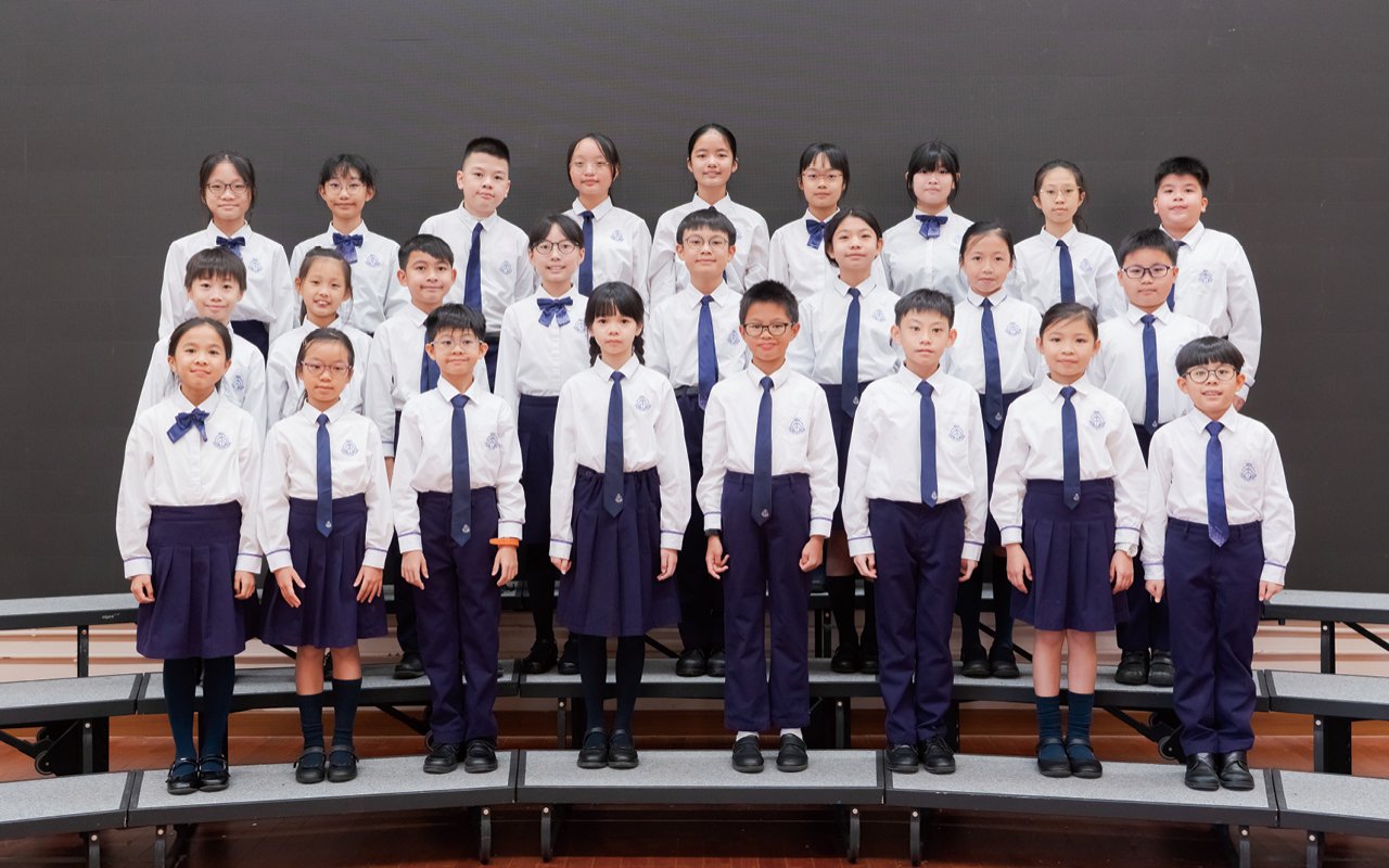 Give students the opportunity to use English in real life situations
