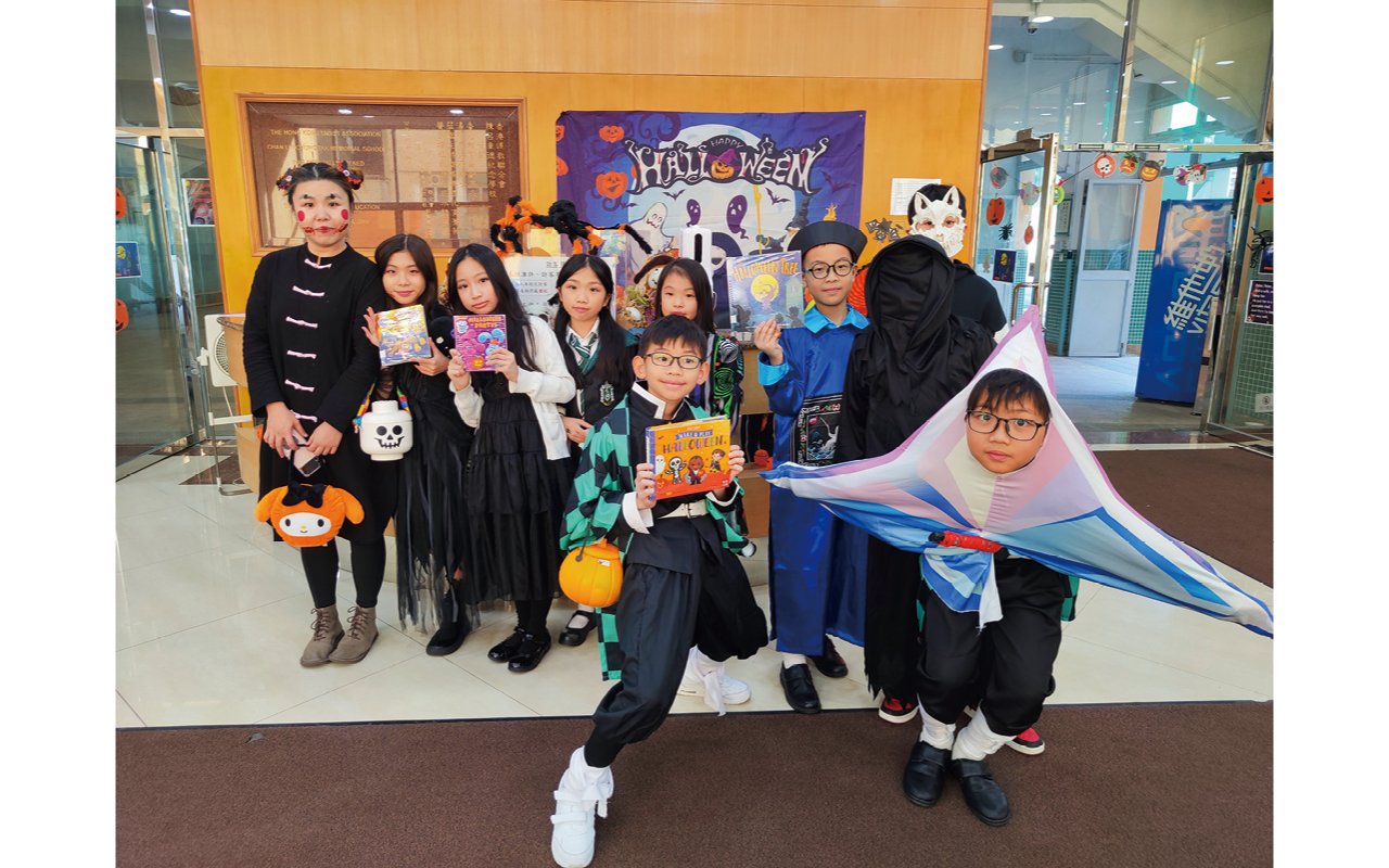 The school combines English teaching with life education and value education to make learning more emotional and in-depth