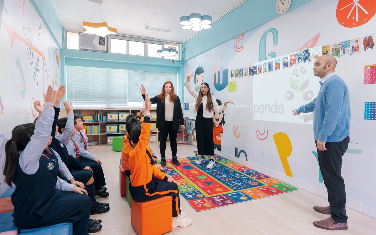 Let students experience the fun of learning English in a relaxed and comfortable environment