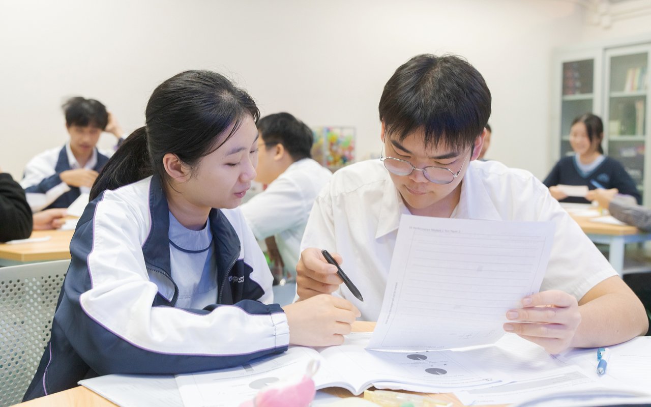 The English subject team promotes different reading plans