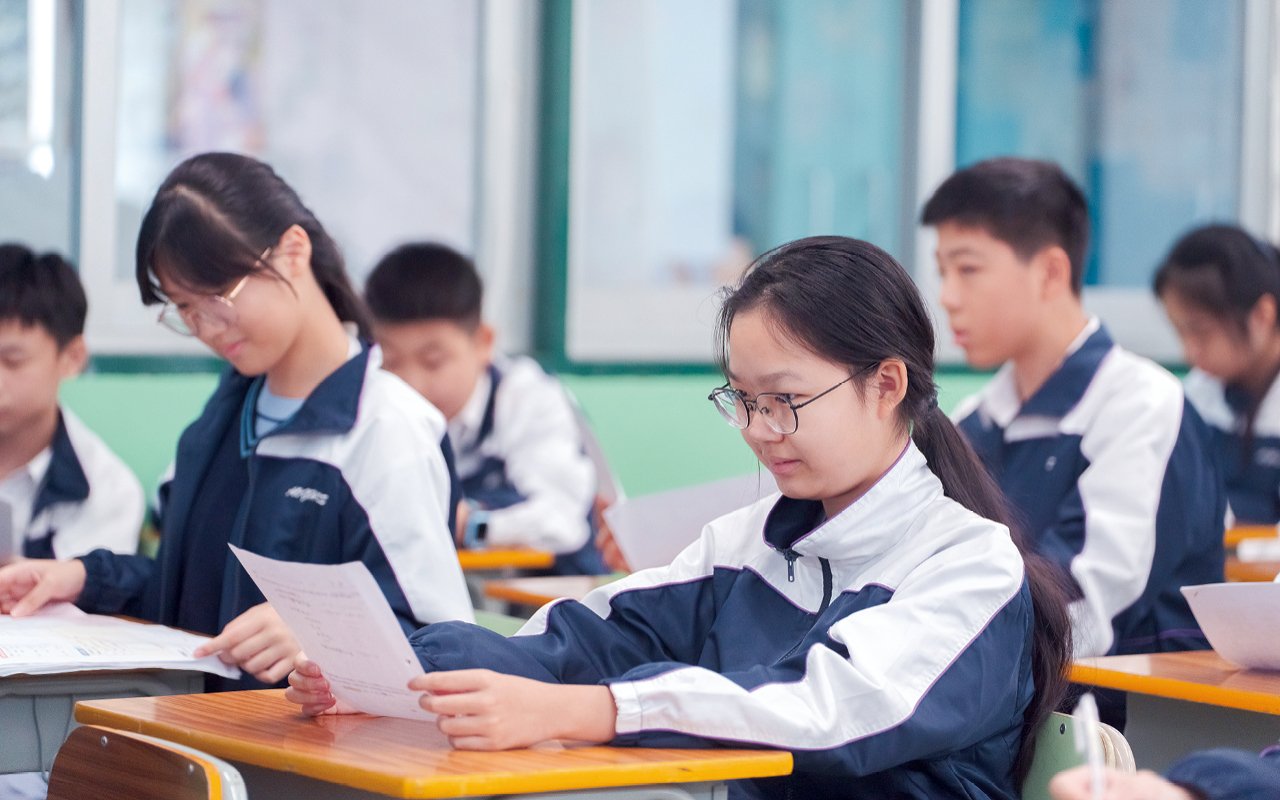 The school specially organizes Saturday HKDSE English tuition classes