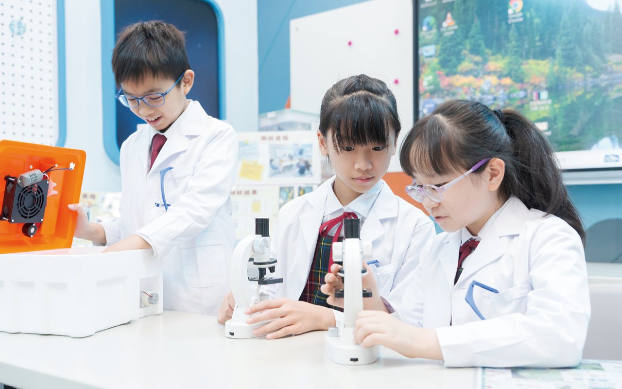 The school takes "use your brain and do it" as its core philosophy
