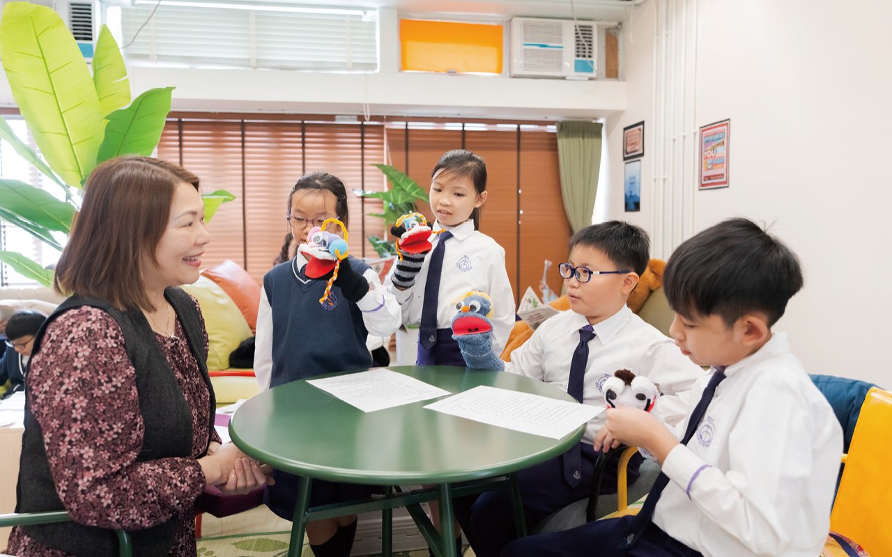 The school actively builds a strong English context