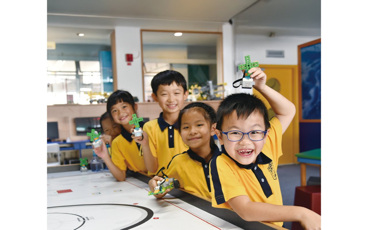 The school plans to optimize computer subjects into "smart technology subjects"