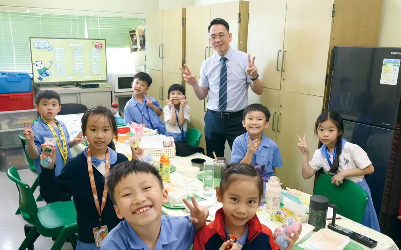 The principal will have lunch with different students