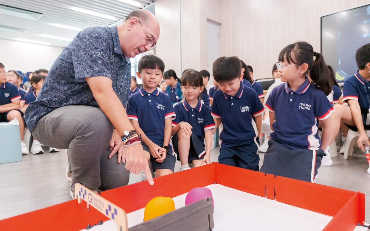 Let students use what they have learned to solve life and social problems