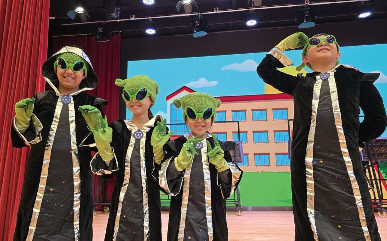 The school also launches English dramas, puppet shows, etc.